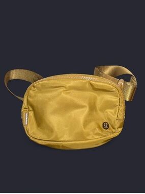 lululemon athletica Golden Caramel Crossbody Bag
